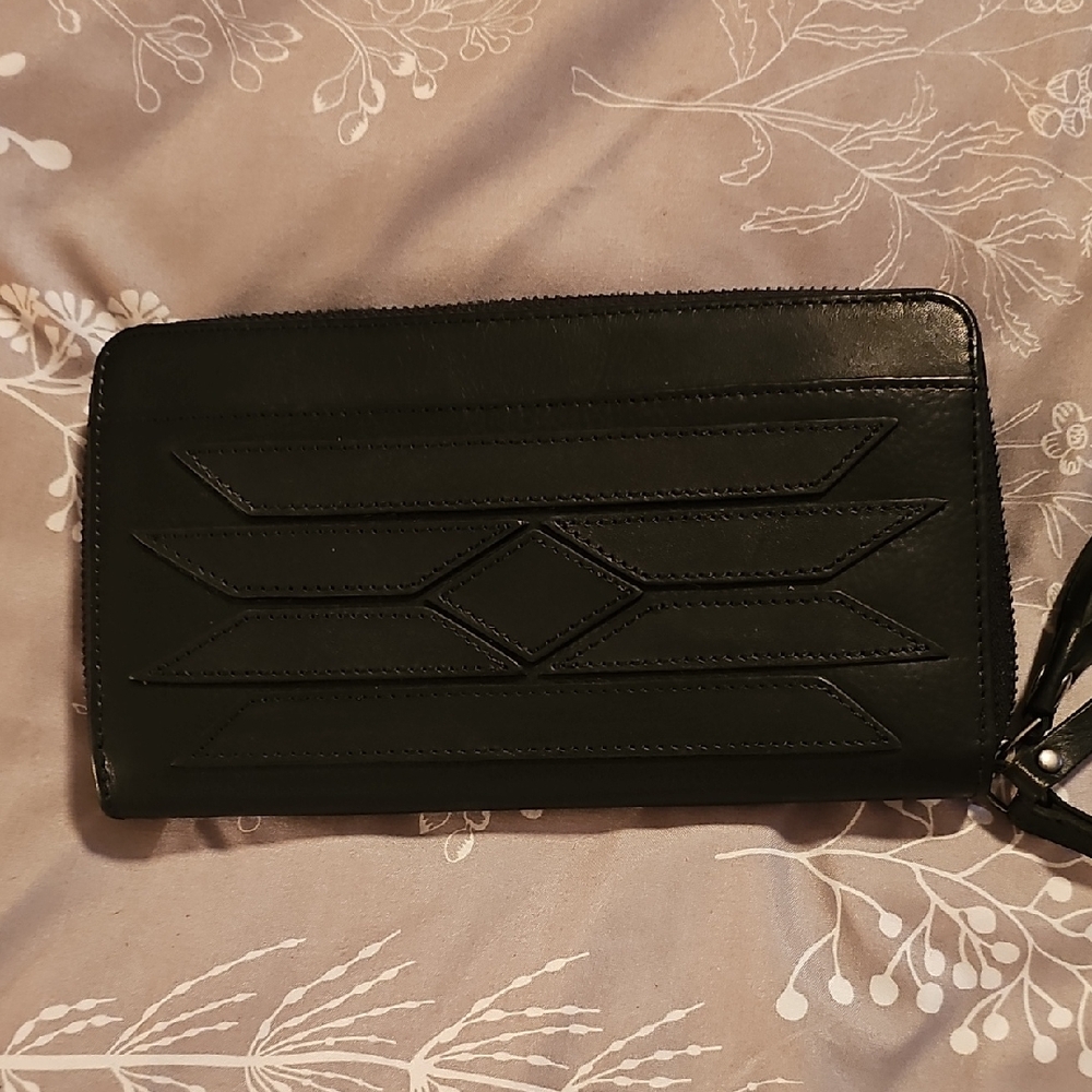 Sts Black Geometric Pattern Wallet - image 1